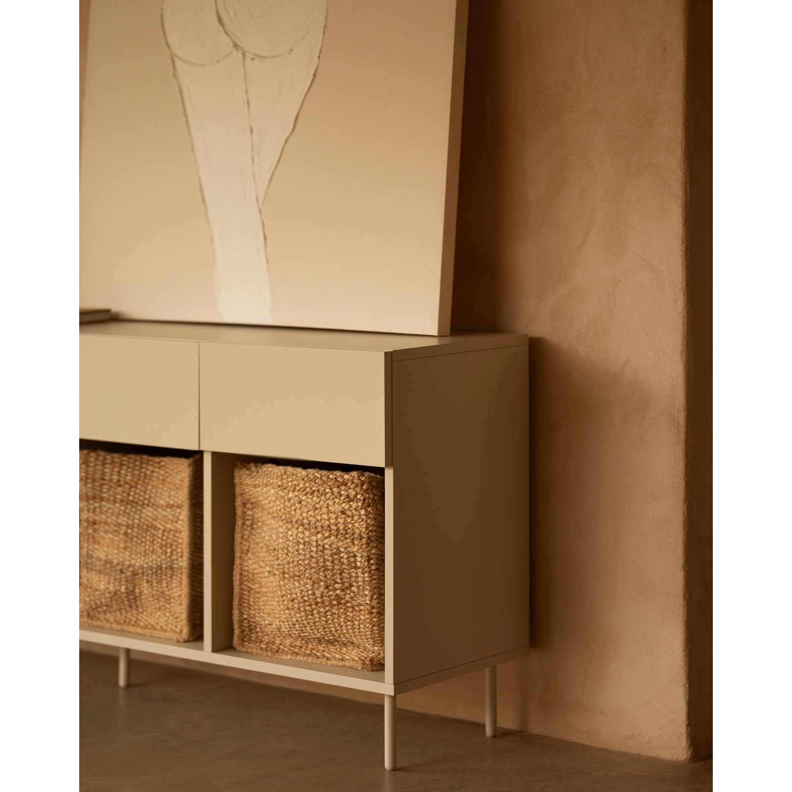 Buffet avec 4 tiroirs laqué en teinte sable de 176x40cm Hauteur: 75 Longueur: 176 Largeur: 40