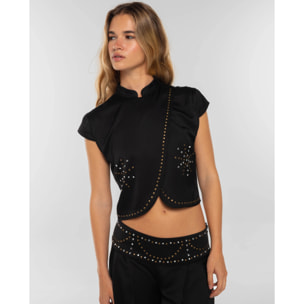 Top de satén con apliques de mujer