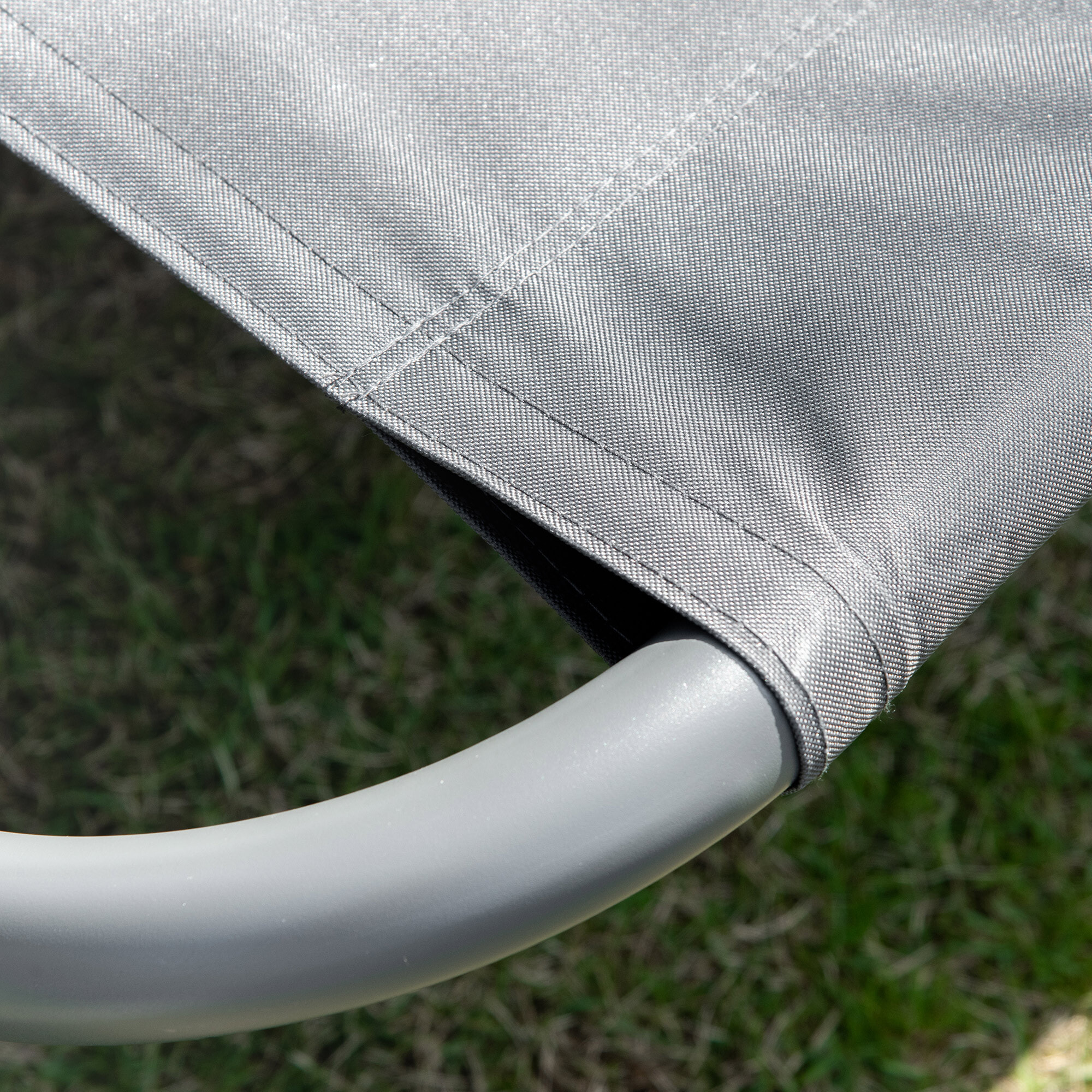 Tumbona Doble de Jardín con Toldo Ajustable Tumbona de Jardín Exterior con 2 Cojines para 2 Personas Tumbona de Piscina con 2 Ruedas 200x175x134 cm Gris