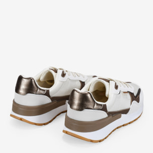 Zapatillas deportivas beige con cordones
