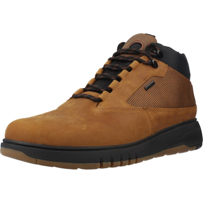 Botines Hombre de la marca GEOX  modelo U AERANTIS 4X4 B ABX MARRON