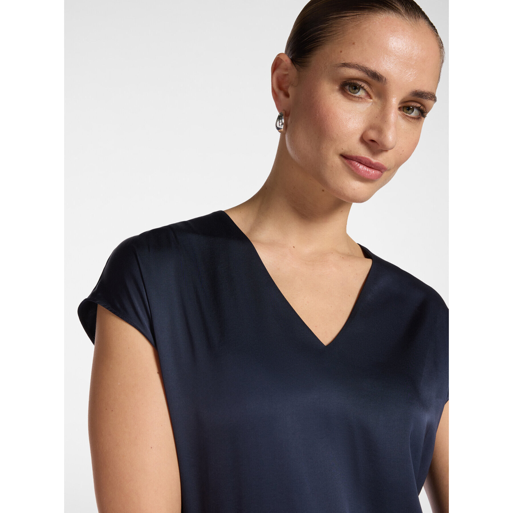 Elena Mirò - Blusa de satén con escote en V - Azul