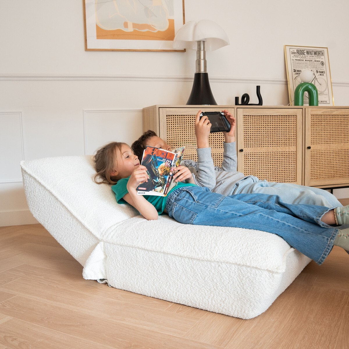Fauteuil lounge en tissu bouclé - MATIS
