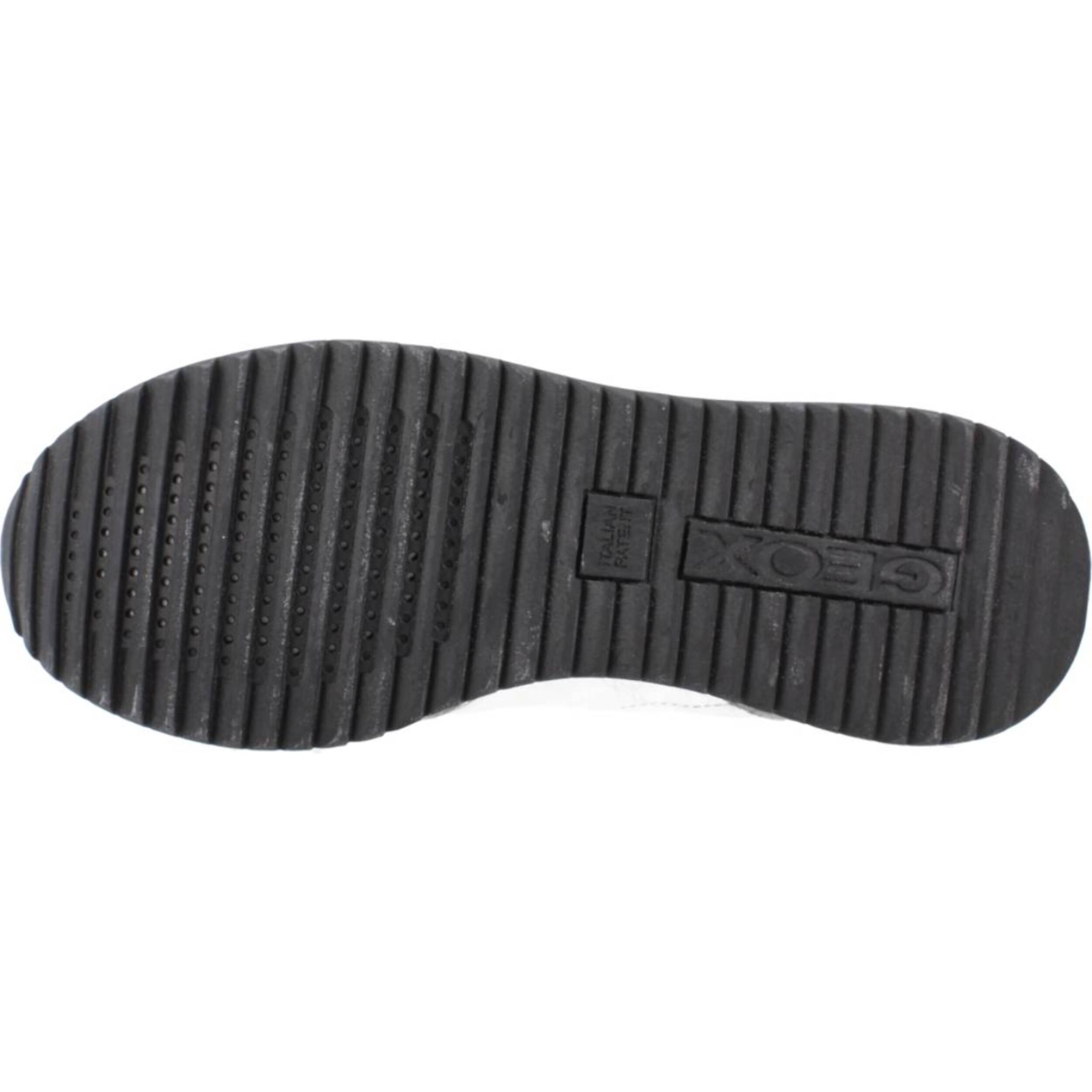 Sneakers de  Mujer de la marca GEOX  modelo D DORALEA PLATA