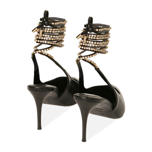 Salón destalonado negro con cordones, tacón 8 cm