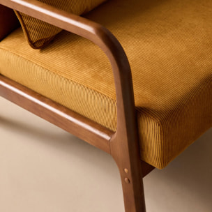 Fauteuil scandinave bois d'hévéa teinte noyer clair et velours côtelé LORENS