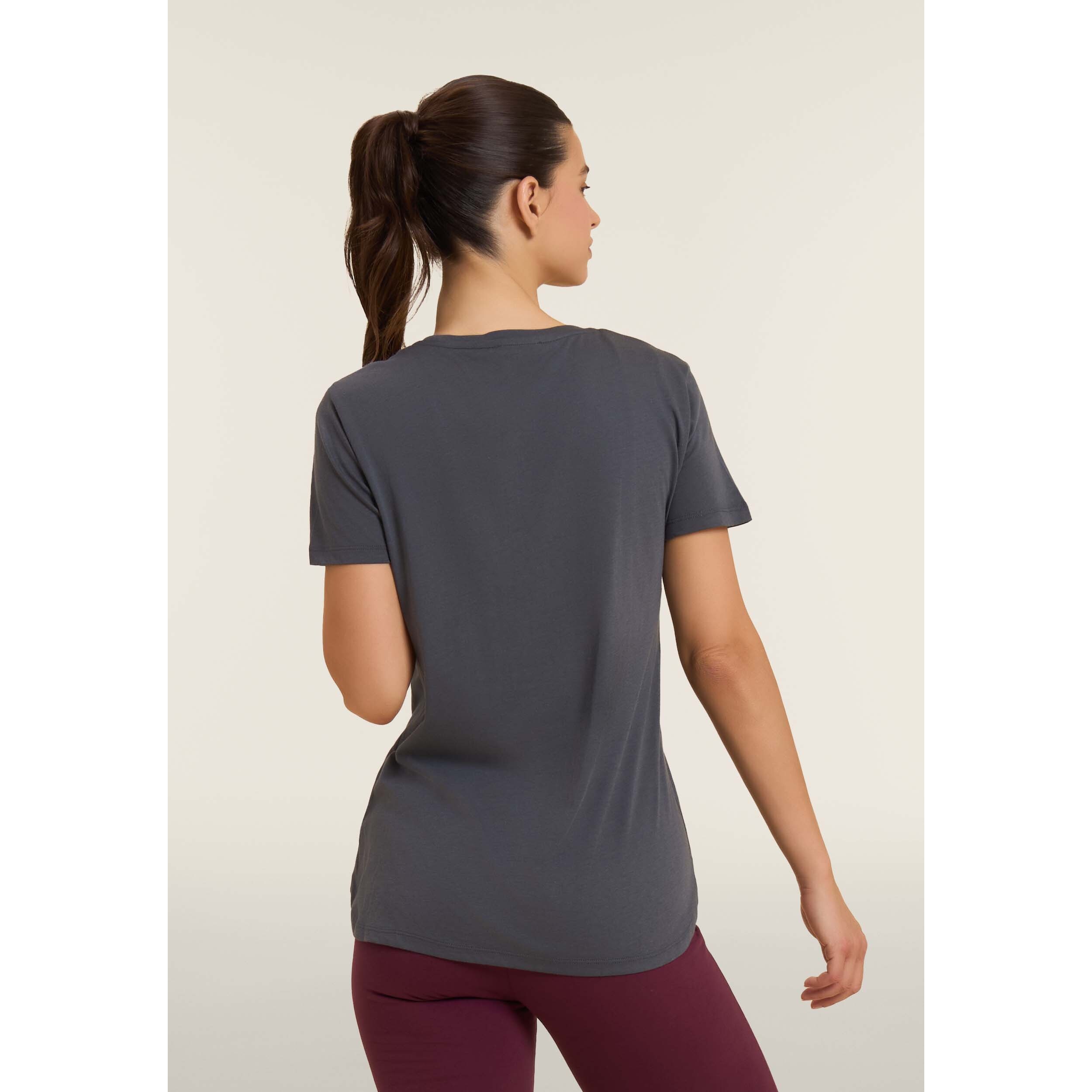 T-shirt donna con logo in strass bicolori