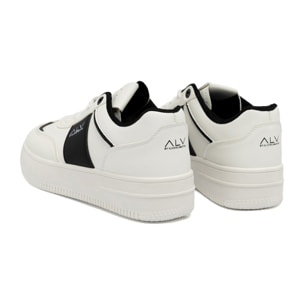 ALV by Alviero Martini Sneakers