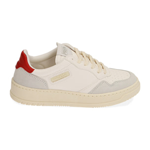 Zapatillas blancas/rojas, suela de 4 cm.