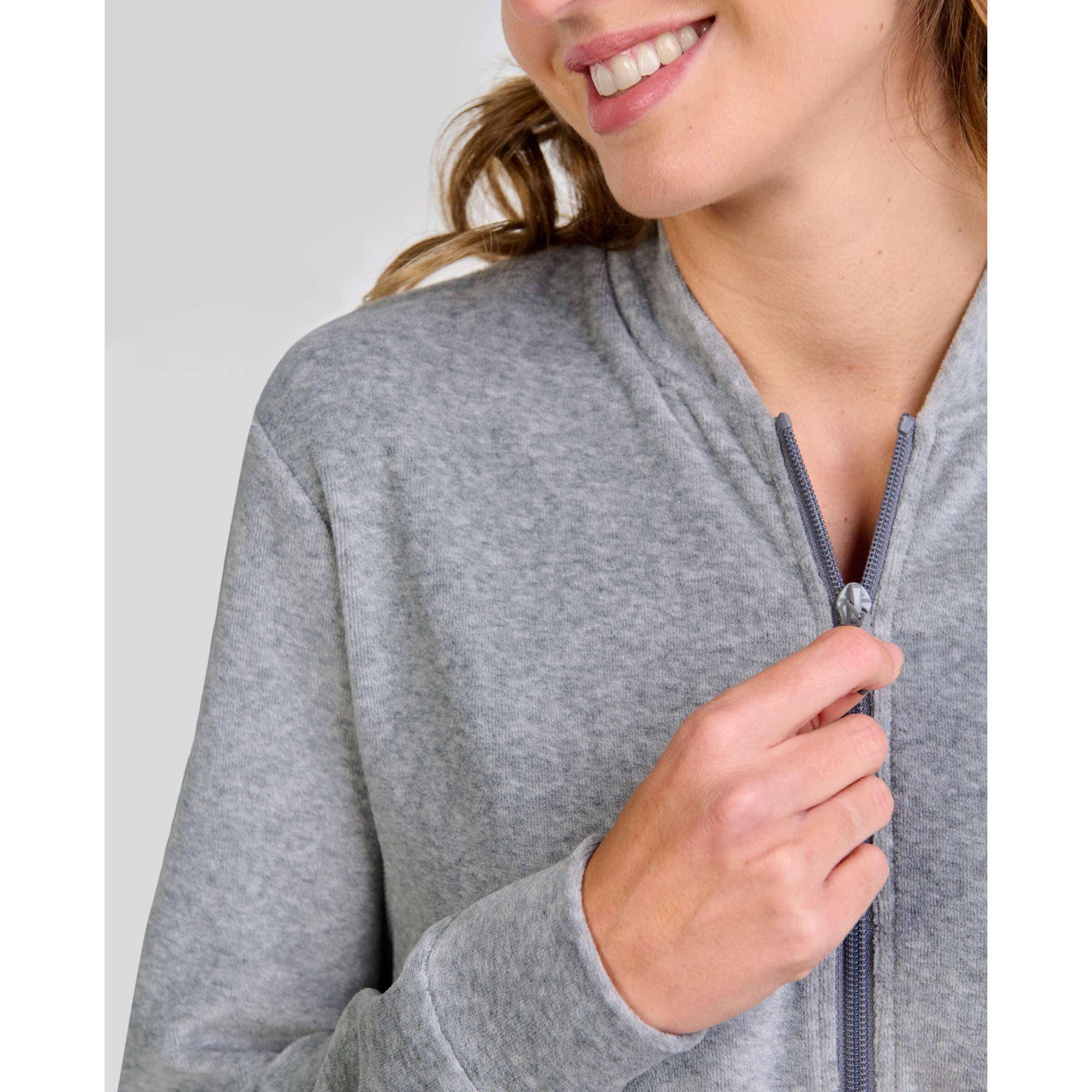 Pijama mujer terciopelo, abierto con cremallera, bolsillos laterales, manga larga y pantalon largo