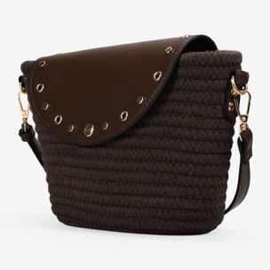 Bolso bandolera marrón con solapa