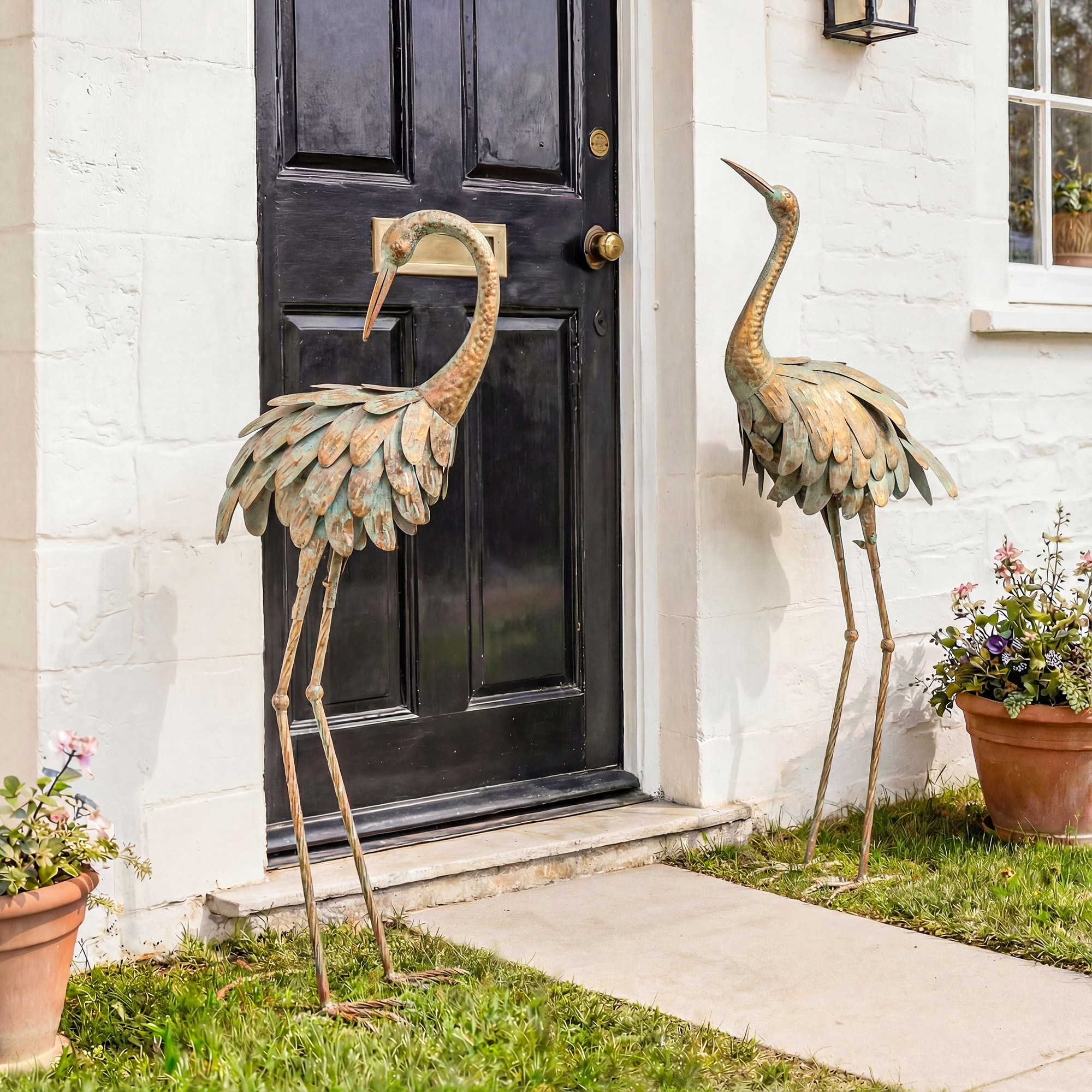 Lot de 2 statues de jardin héron - décoration de jardin - métal doré effet vieilli