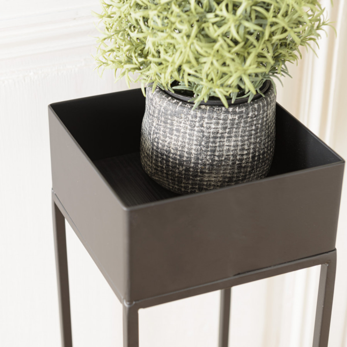 DALY - Sellette carrée / porte plantes MM noire piètement métal