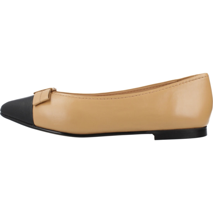 Bailarinas Mujer de la marca GEOX  modelo D MILLIANEE MARRON