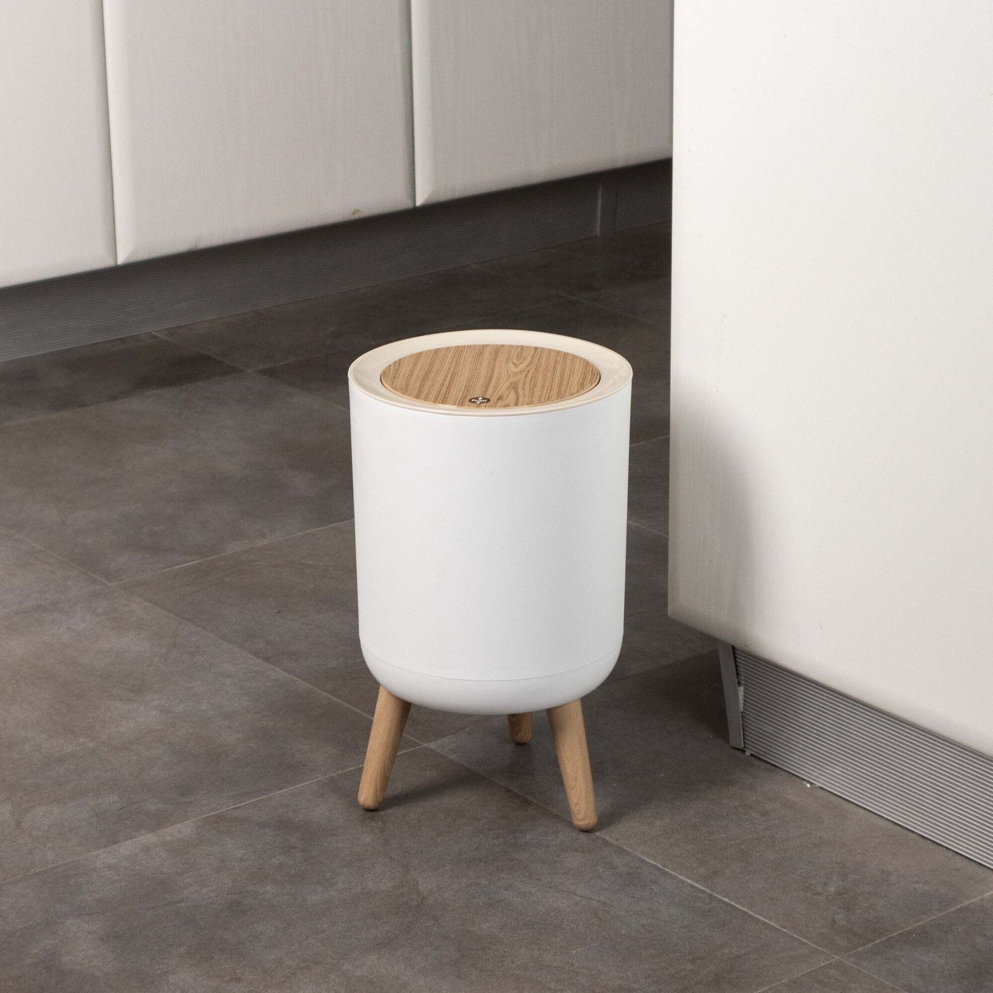 Poubelle de salle de bain push MALMO 7L
