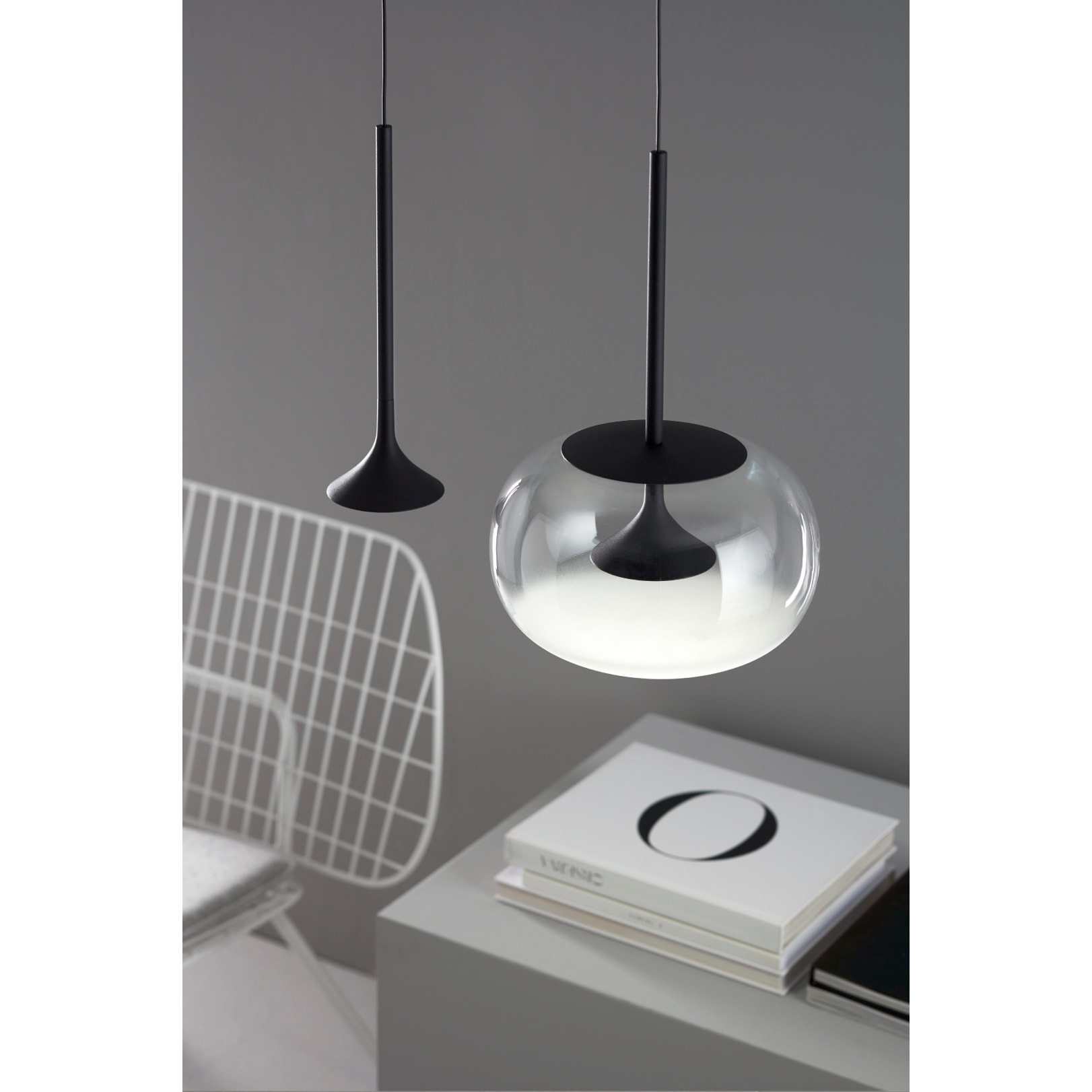 LEDS C4 Colgante Alive Single LED 8.5 Blanco cálido - 2700K ON-OFF Negro 492lm