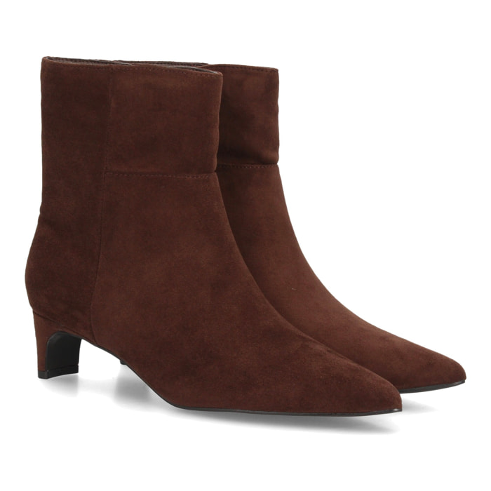 Botines de ante elegantes de tacón bajo femenino