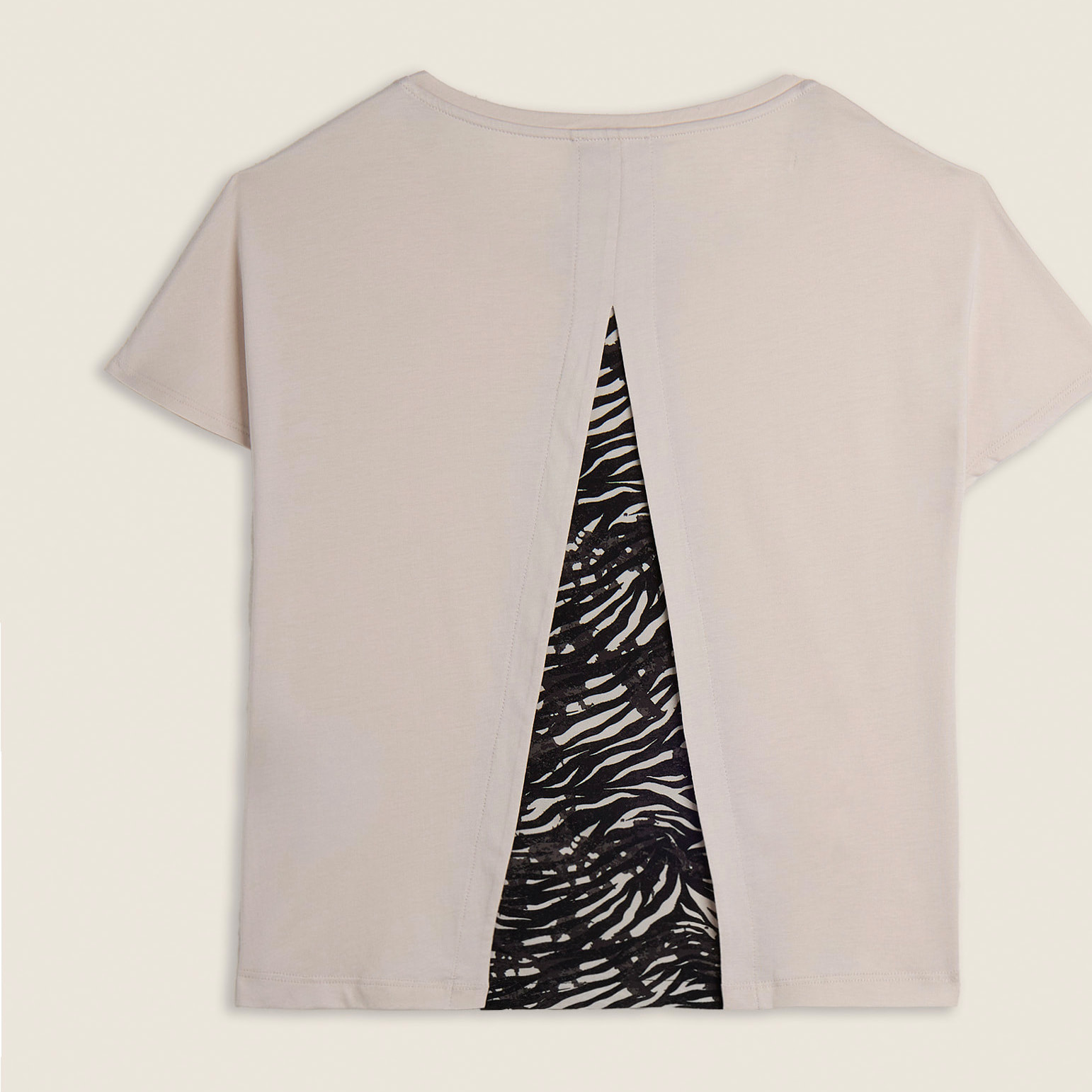 T-shirt maniche a kimono con stampa fantasia sul retro