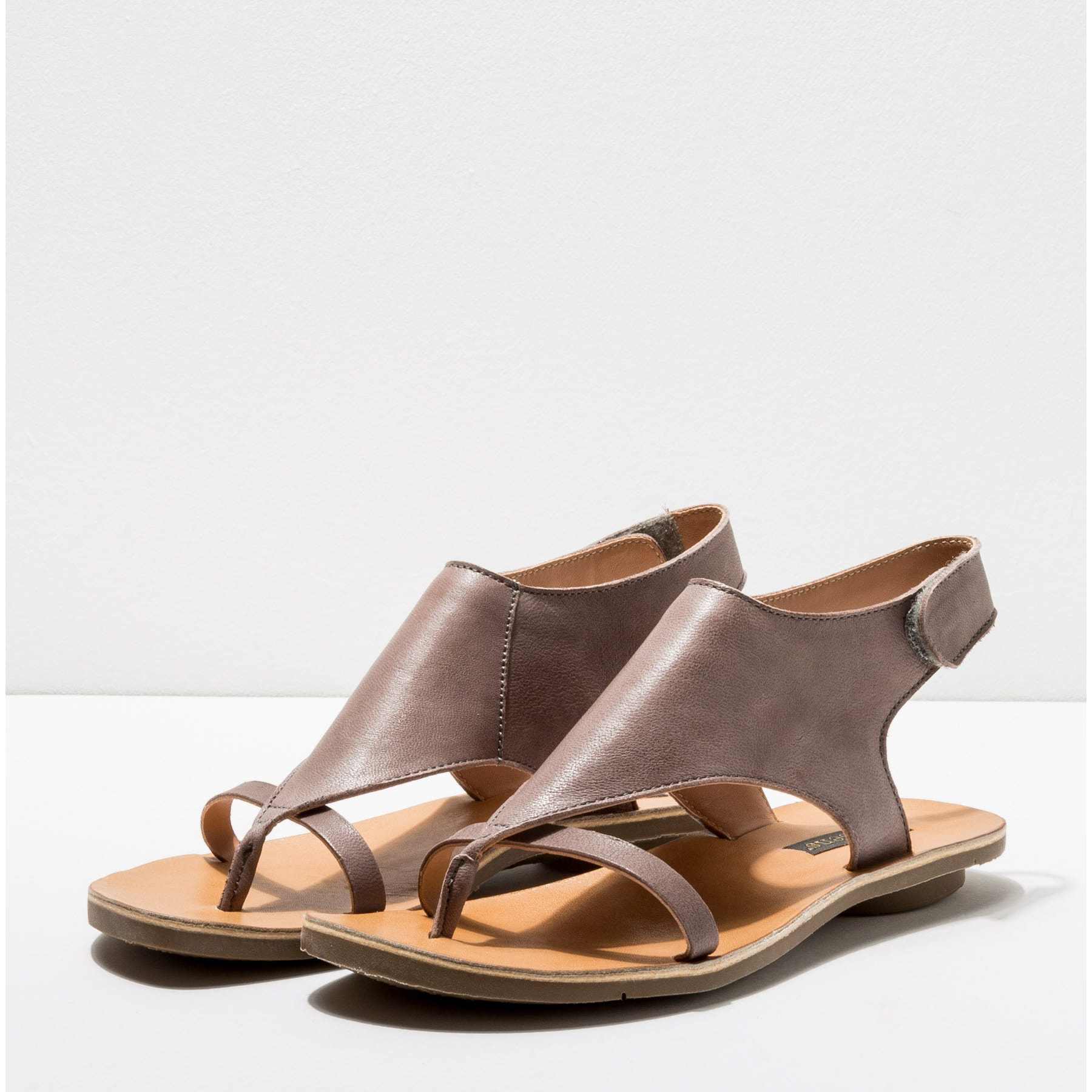 Sandalias S3124 MONTONE TAUPE/DAPHNI color Taupe