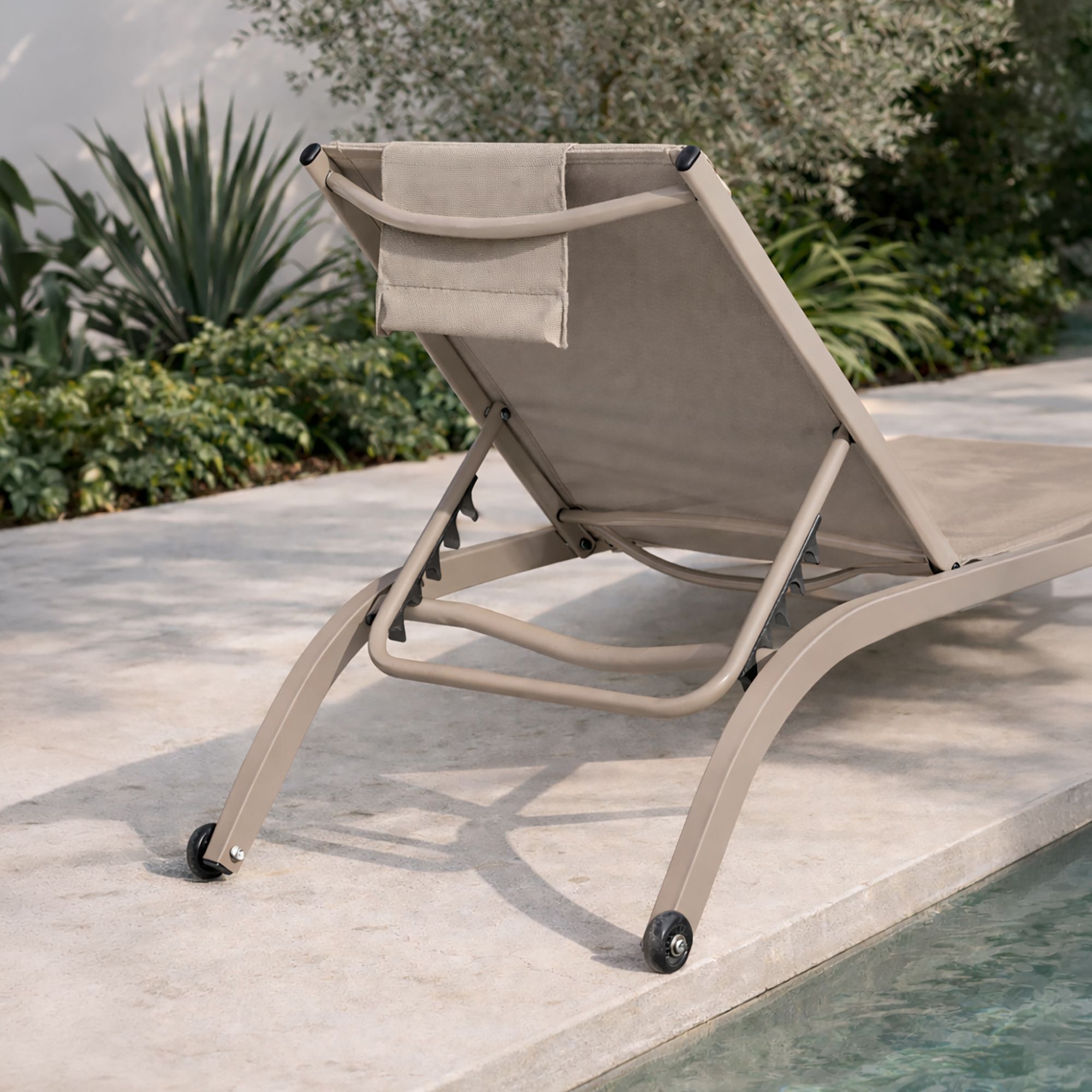 Lot de 2 chaises longues en acier taupe NAPOLI