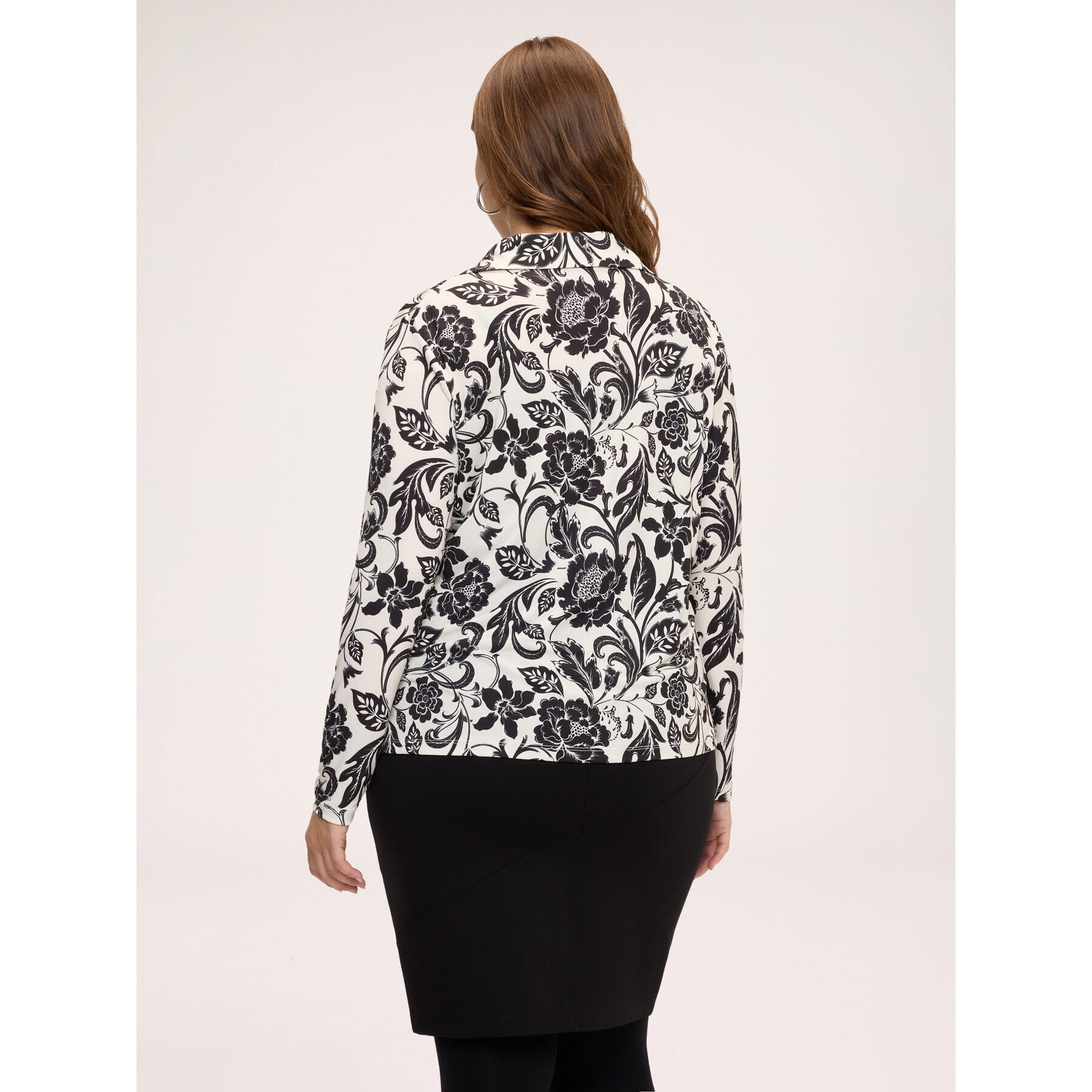 Fiorella Rubino - Blusa con stampa floreale e colletto - Nero