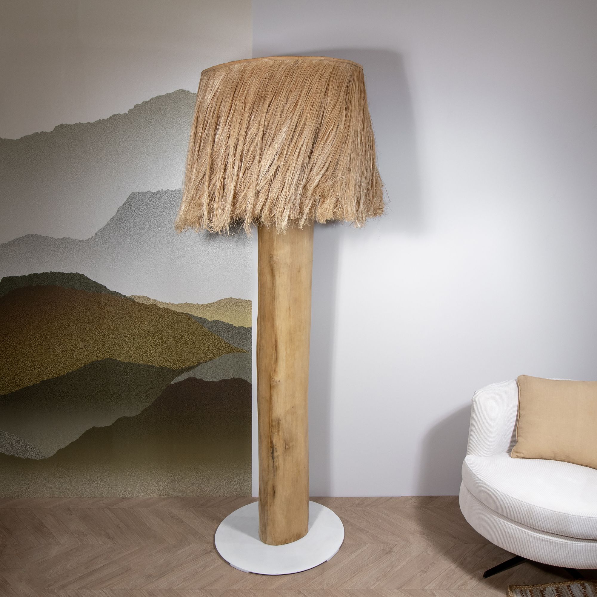 Lampadaire en bois d'acajou et abat jour en abaca h190cm SIARGAO