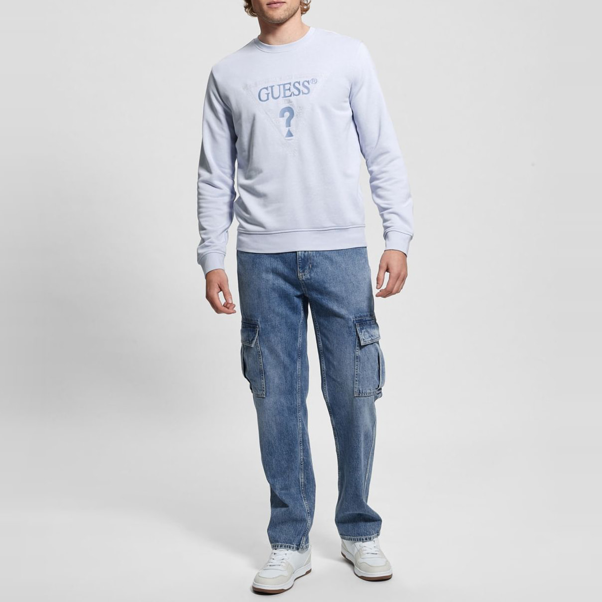 Sweat - broderie - logo - bleu clair