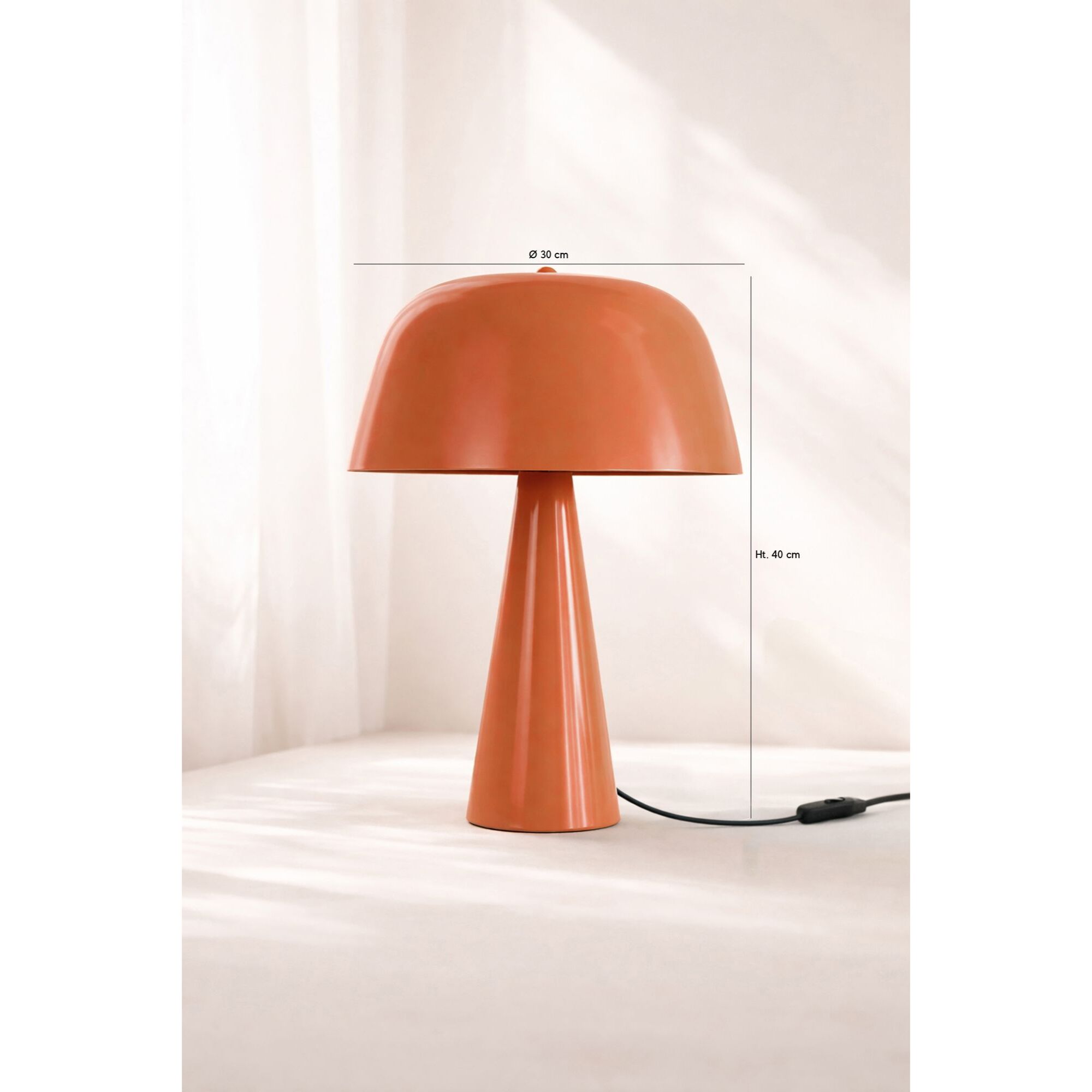 Lampe en métal mat orange KALYSTA