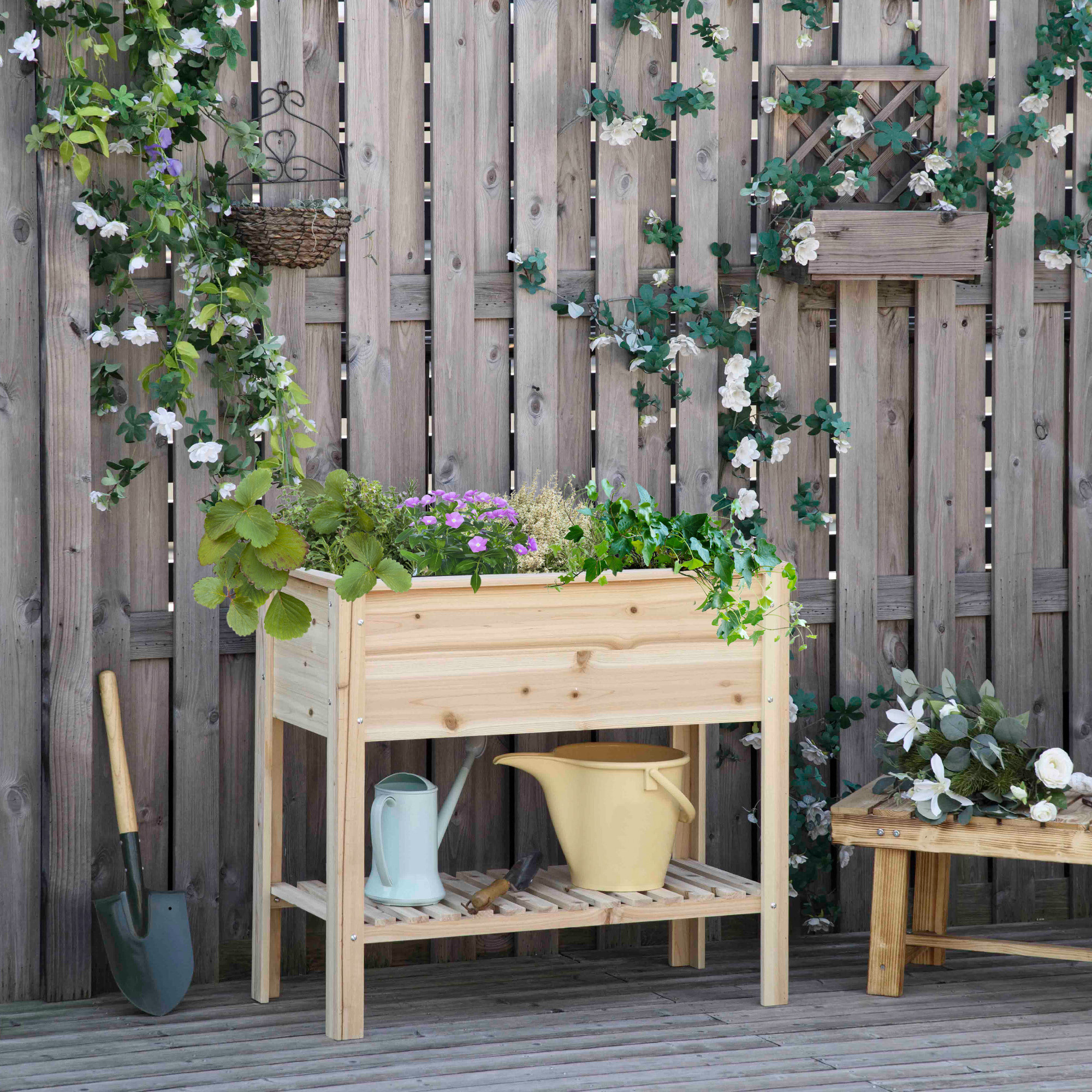 Outsunny Huerto Urbano Elevado con Estante Mesa Jardinera de Cultivo de Madera con Tela no Tejida para Cultivos Plantas Flores Jardín 90x40x81 cm Natural