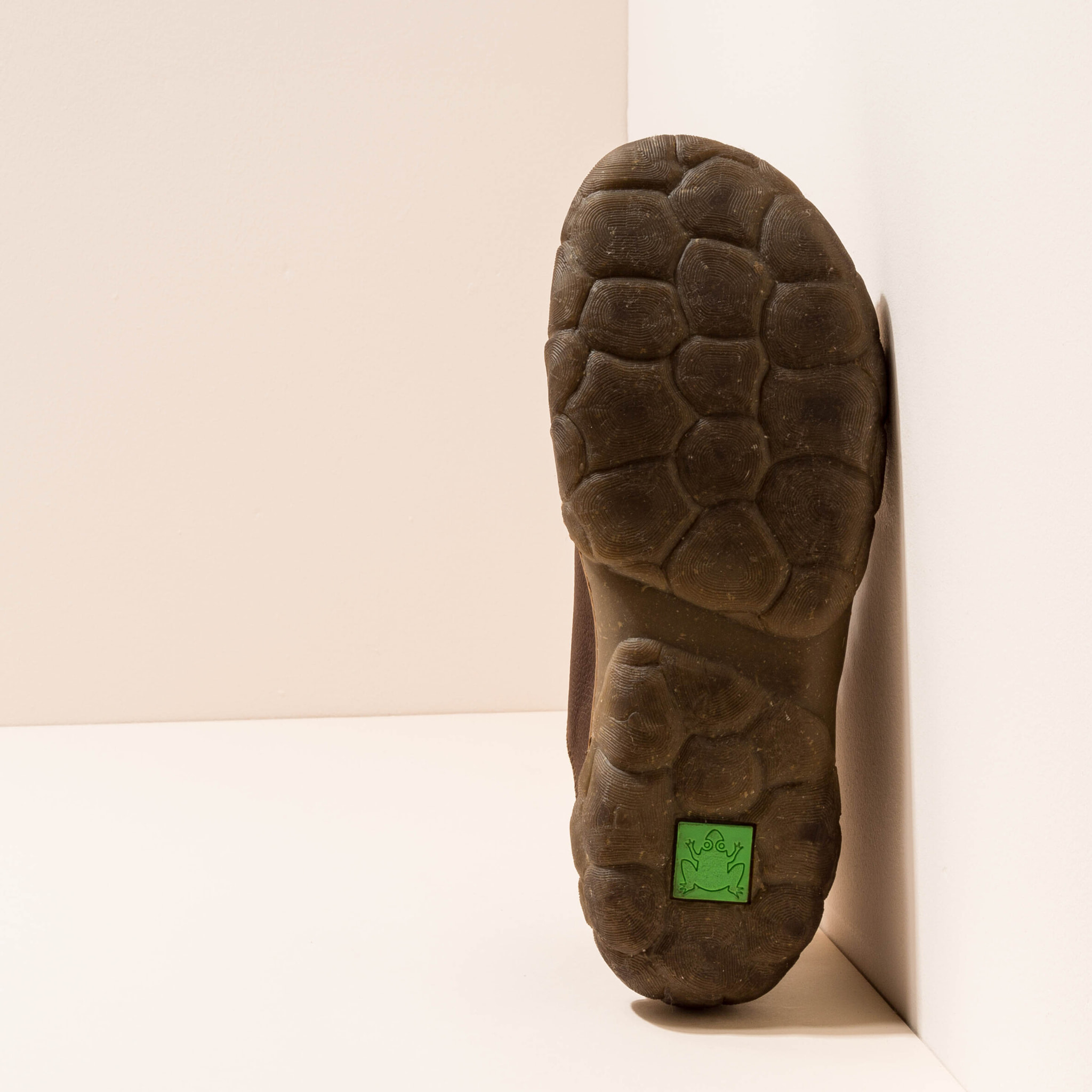 Botines N5083 PLEASANT BROWN / TURTLE color Brown