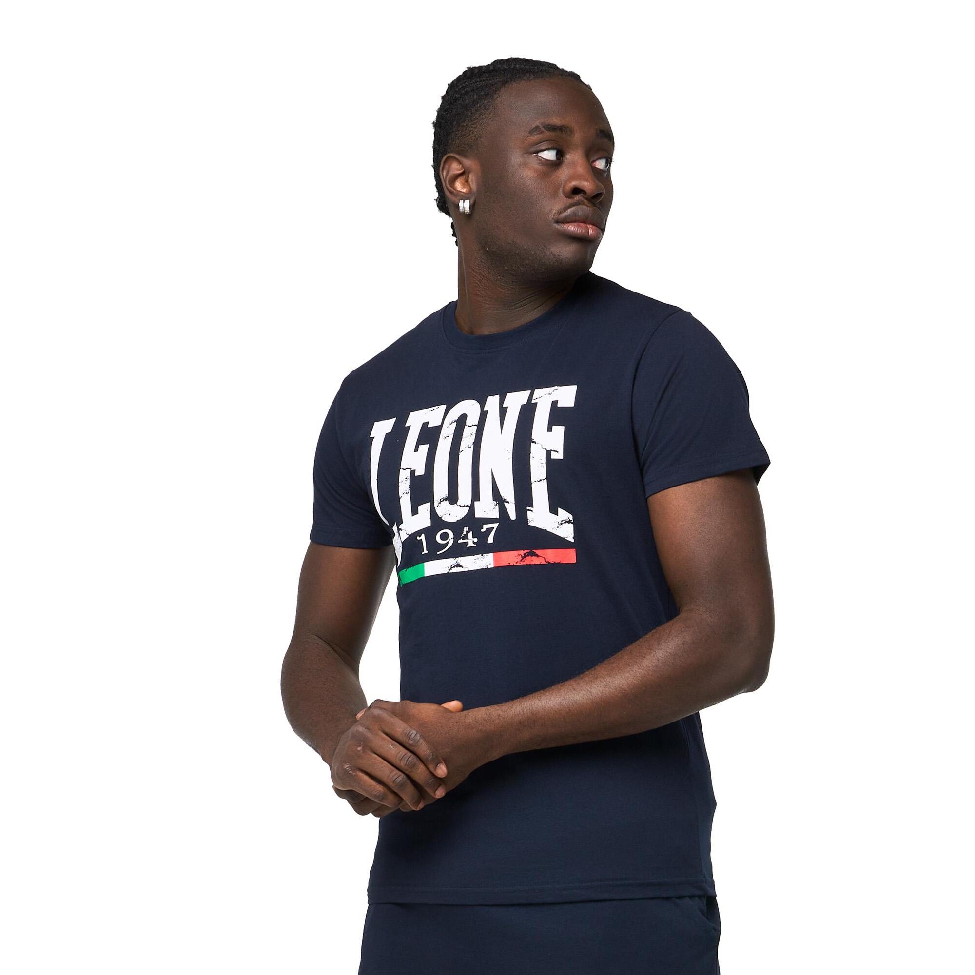 Completo set da uomo composto da t-shirt e pantaloncini vintage Leone Basic