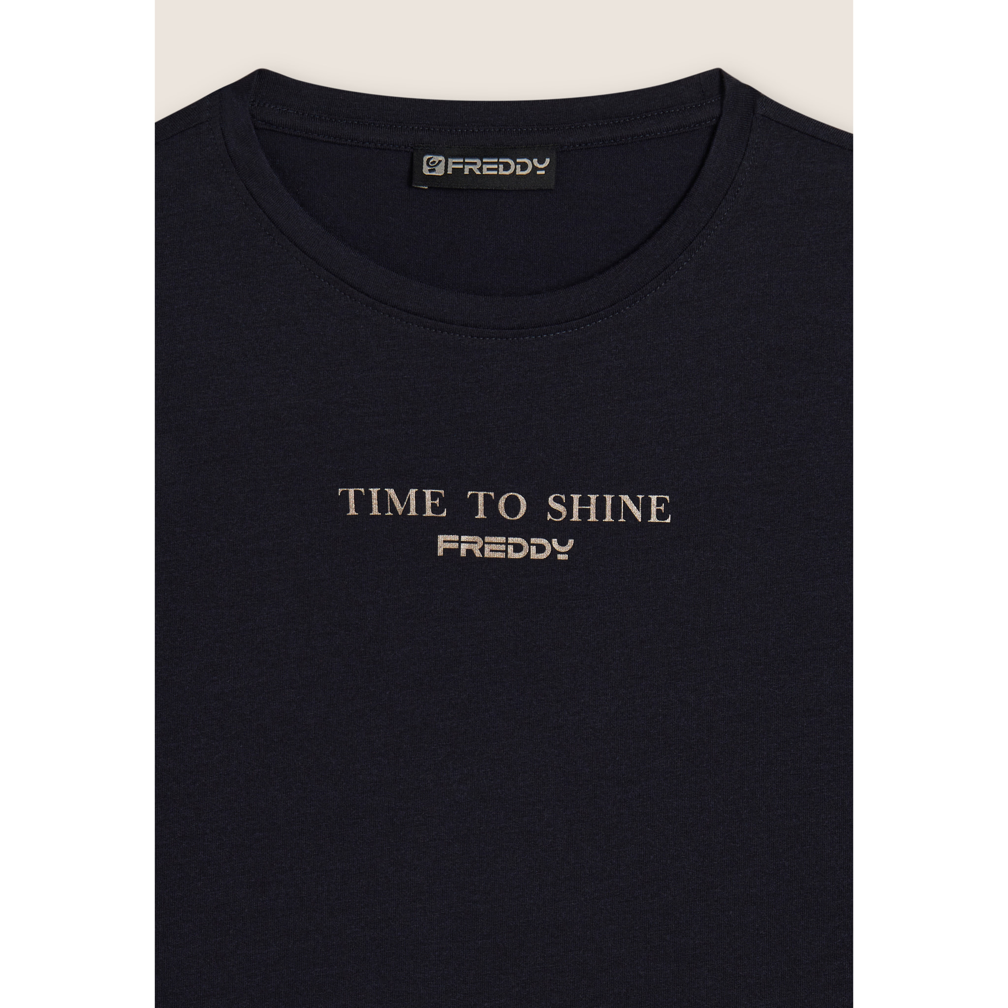 T-shirt da donna comfort con stampa dorata