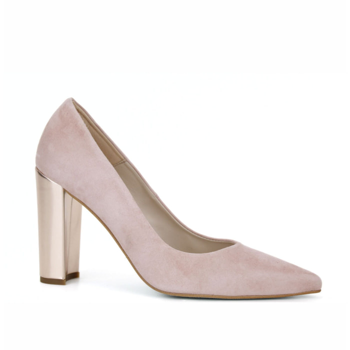 Salón en ante. Tacón de 9 cm