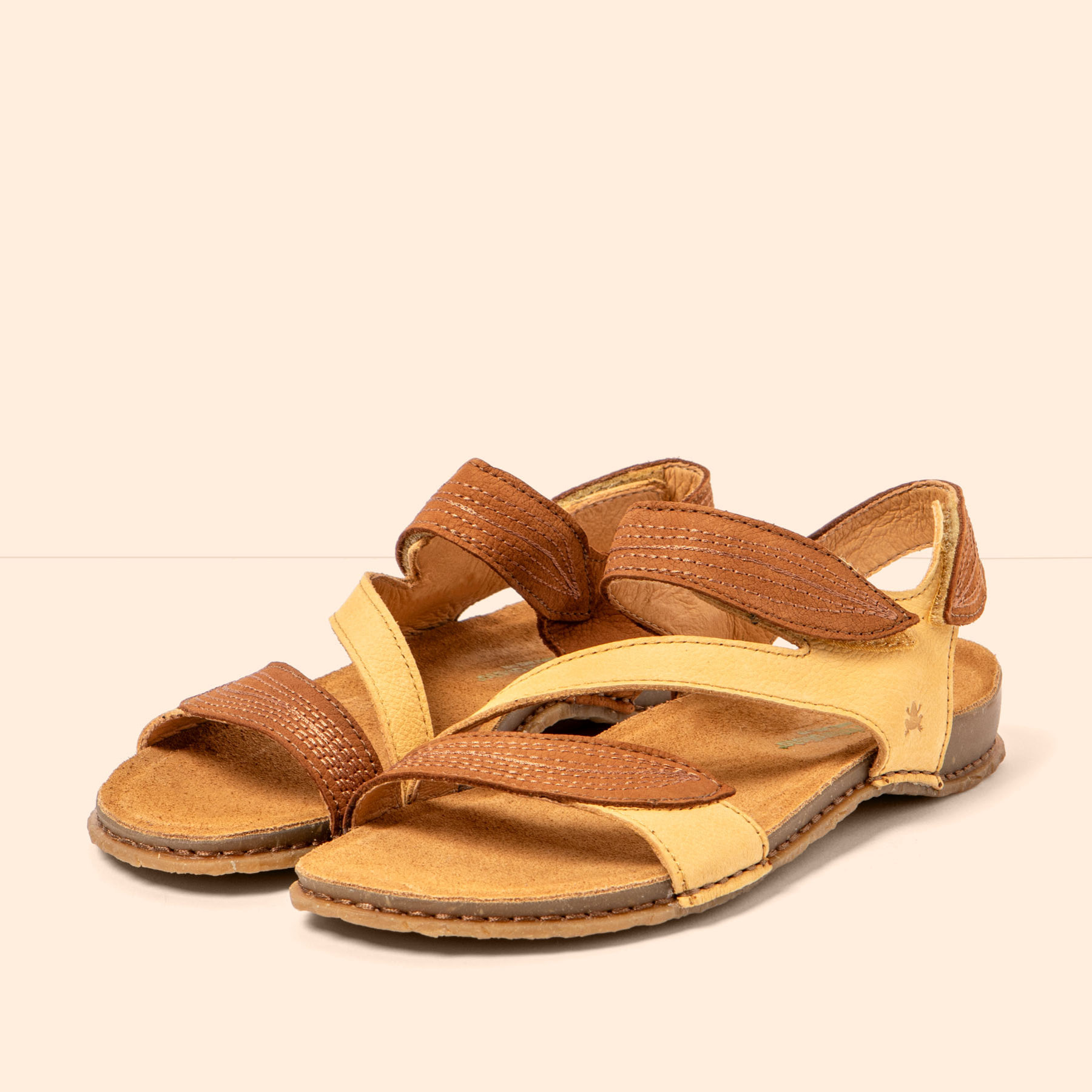 Sandalias N5810S NOBUCK HONEY-CUERO/ PANGLAO color Honey-cuero