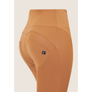 Pantaloni WR.UP® super flare in similpelle lucida