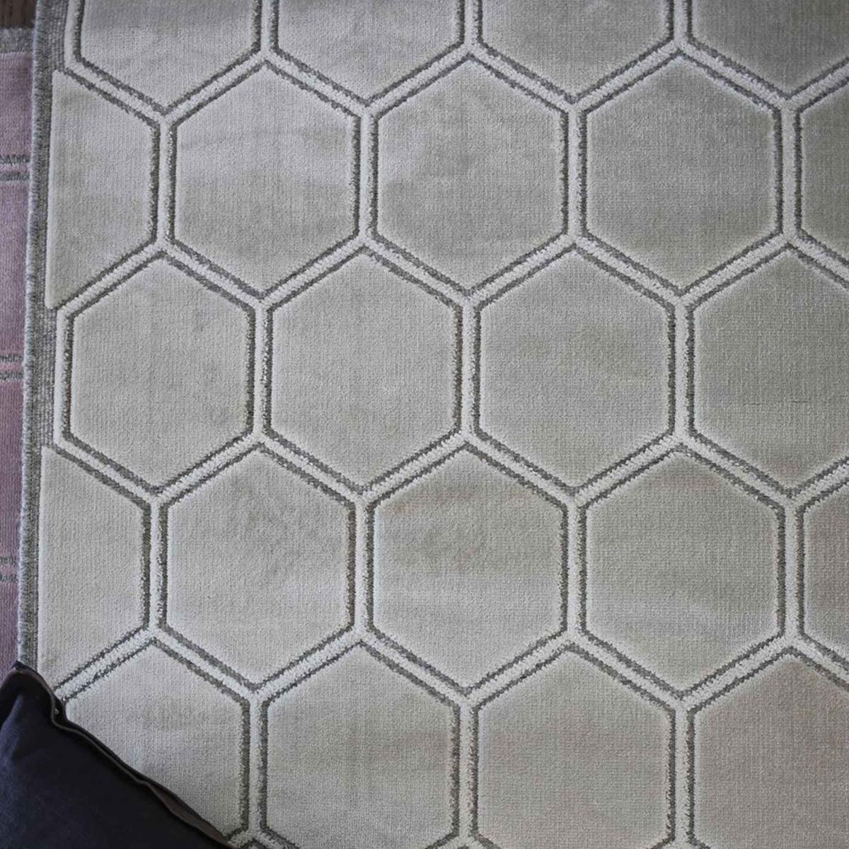 Tapis salon et chambre fait à la main en viscose motif scandinave MAQUI