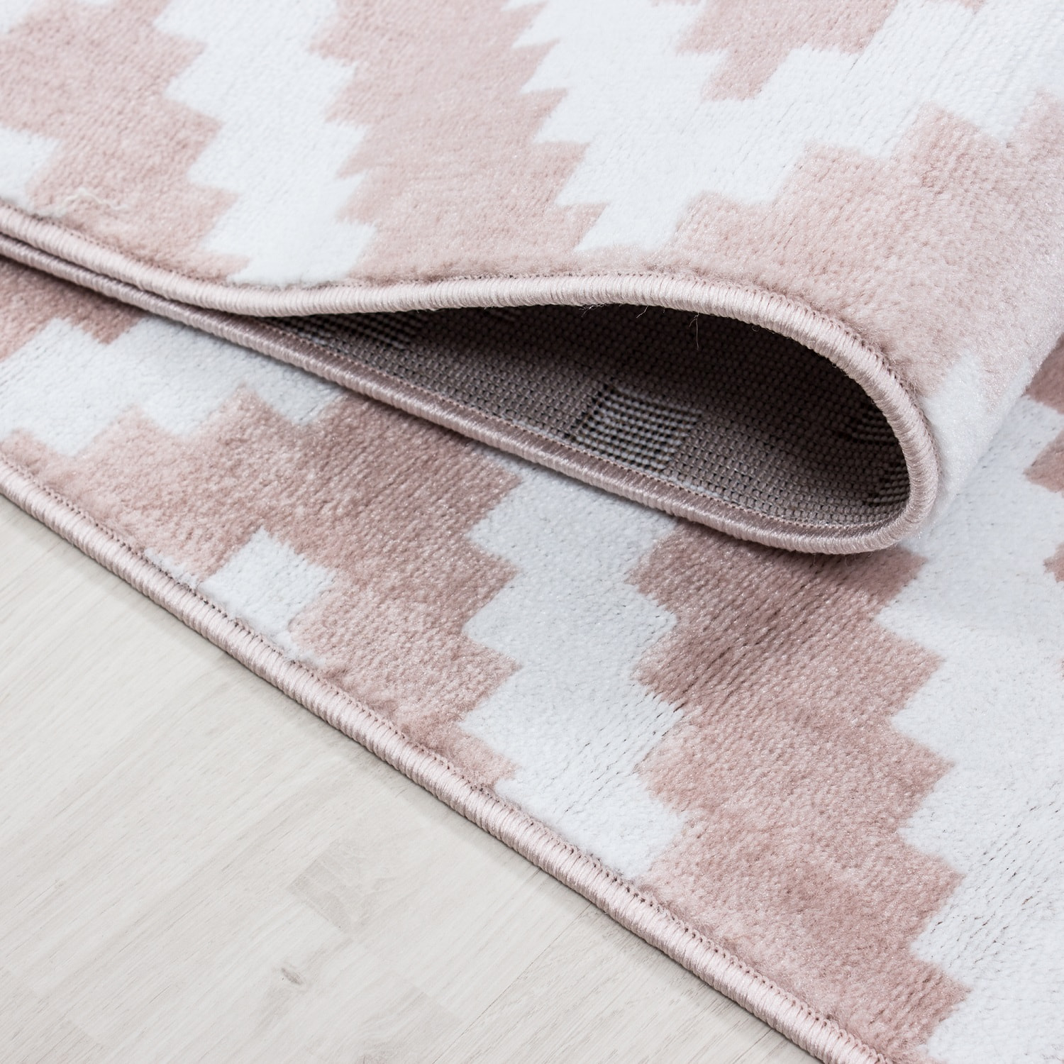 PLUS - Tapis à poils courts losange rose - PLU8005ROS
