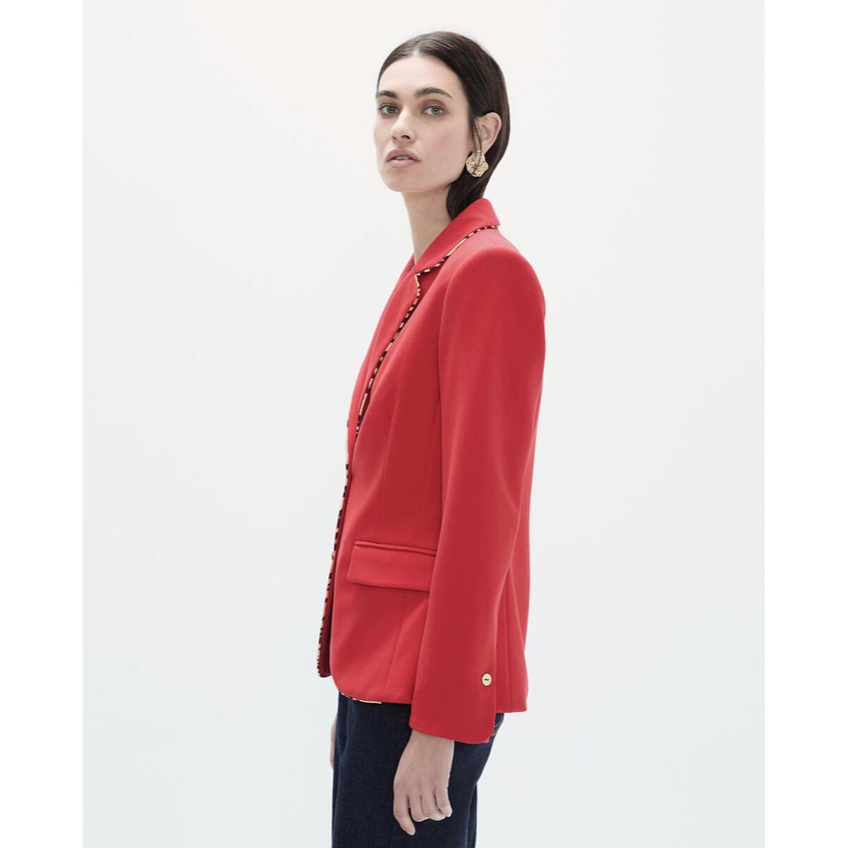 Blazer rosso con revers rifiniti con stampa animalier