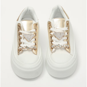 Sneakers in simil pelle con dettagli gioiello