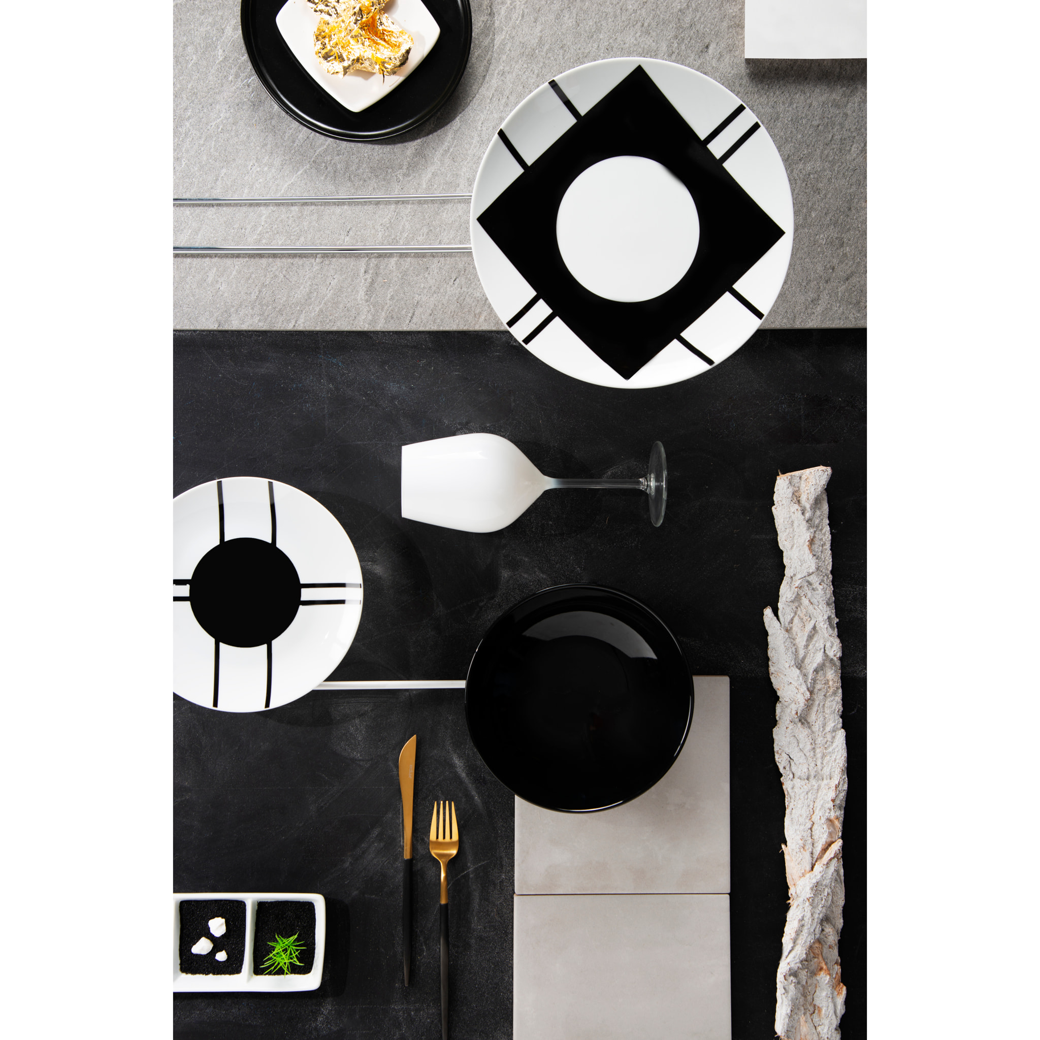 Servizio piatti 18 pezzi Excelsa Agorà, porcellana e stoneware, bianco e nero