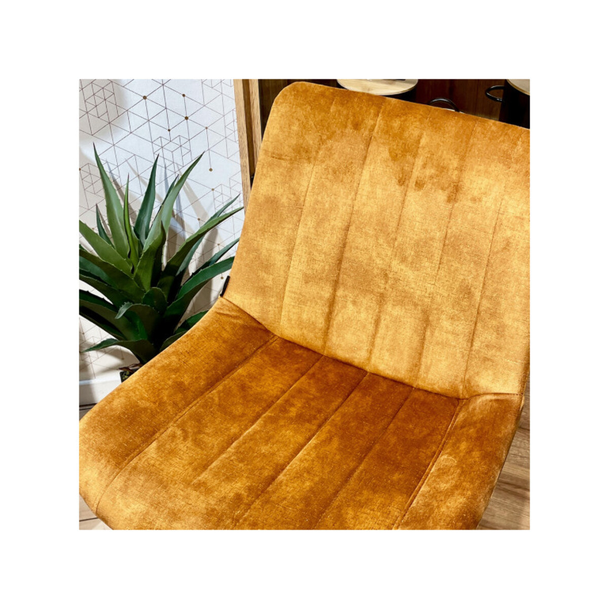 Tabouret de bar rembourré et capitonné en velours - EMMA 2