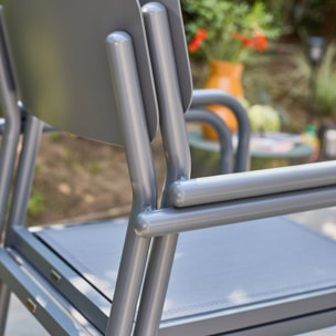 Lot de 4 fauteuils de jardin SAVANNAH empilables aluminium et textilene anthracite. 57.5 x 54 x 86 cm