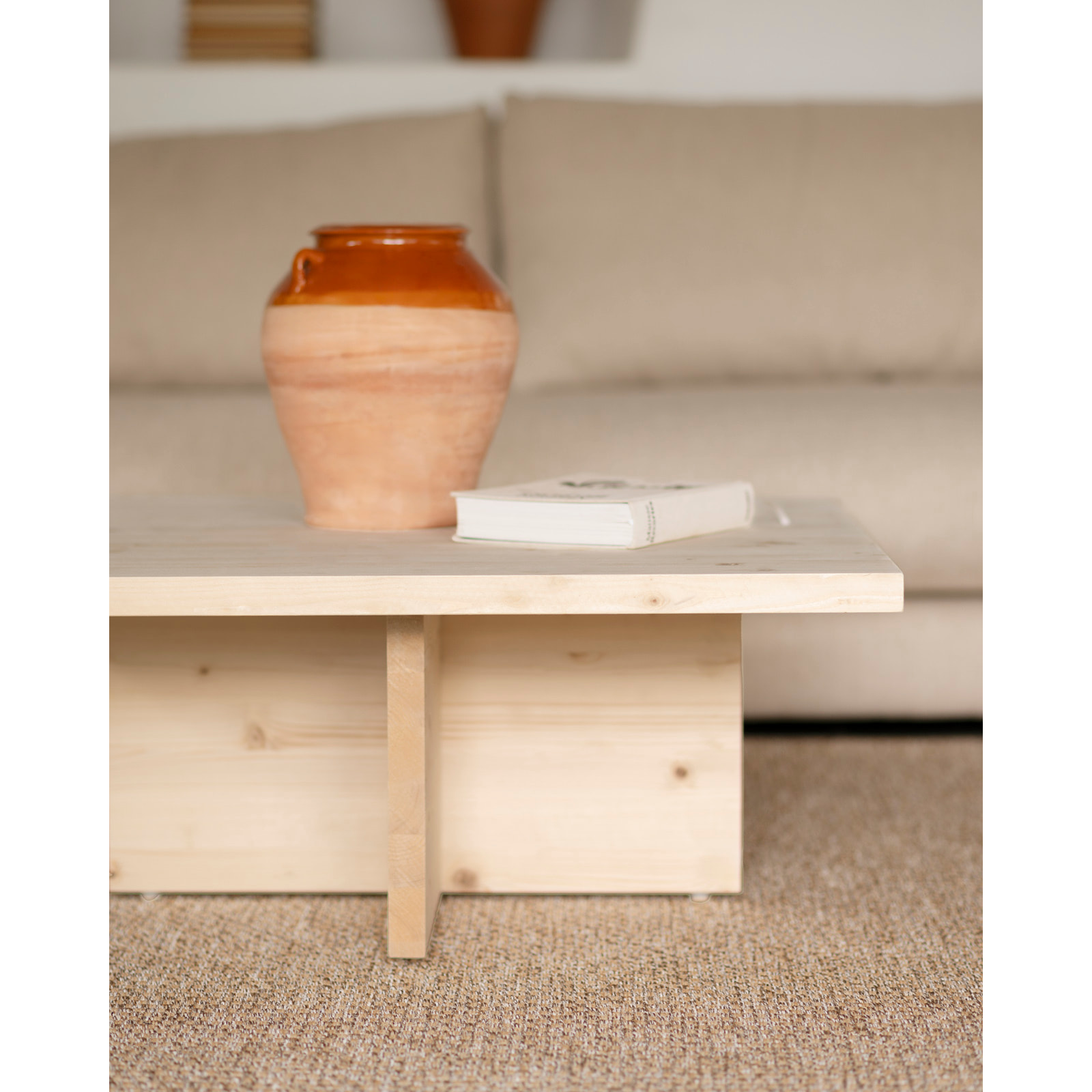 Mesa de centro cuadrada de madera maciza en tono natural de 80x80cm Alto: 33.2 Largo: 80 Ancho: 80