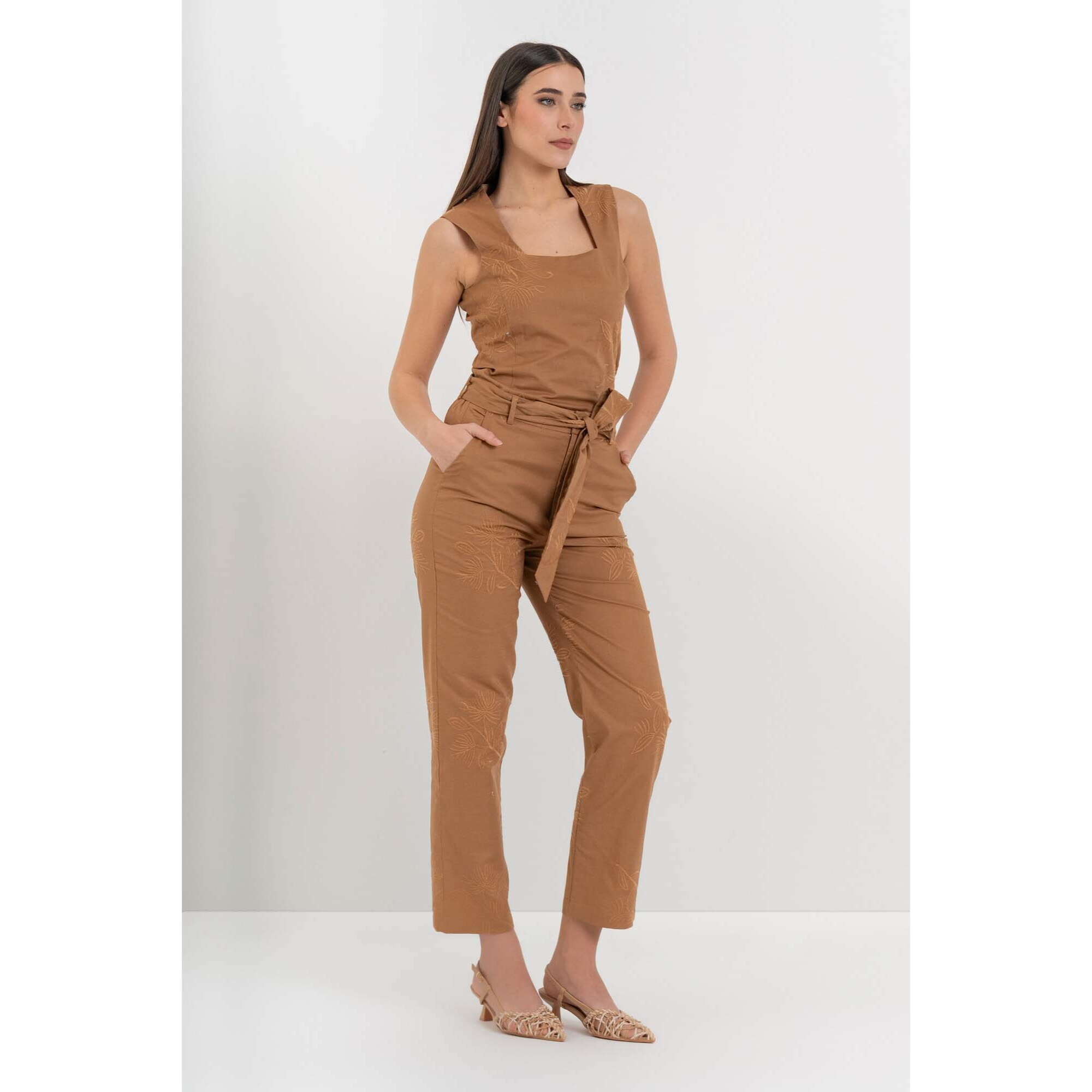 Kocca - Pantaloni da donna in cotone e lino con ricamo floreale Donna