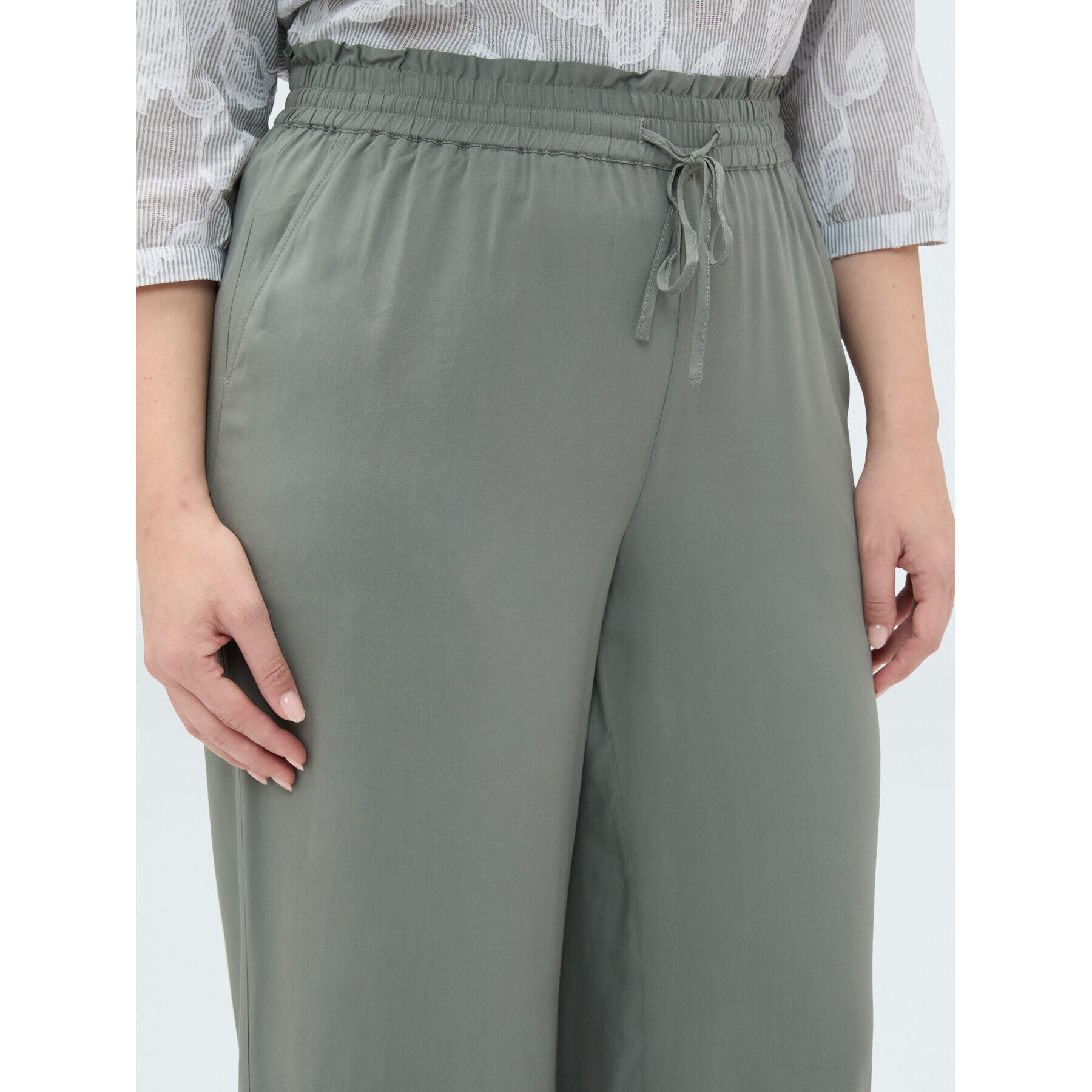 Fiorella Rubino - Pantalones Wide Leg con detalle ajour - Verde militare