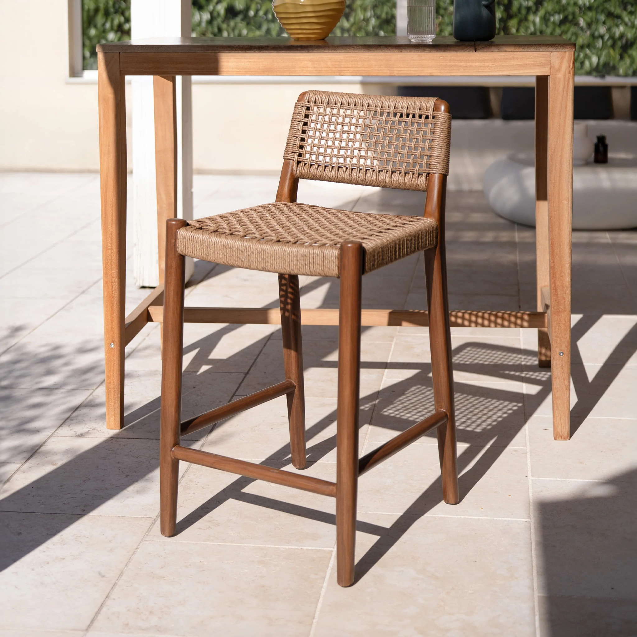 Chaise pour îlot central de jardin 65 cm en teck vernis - Yaba