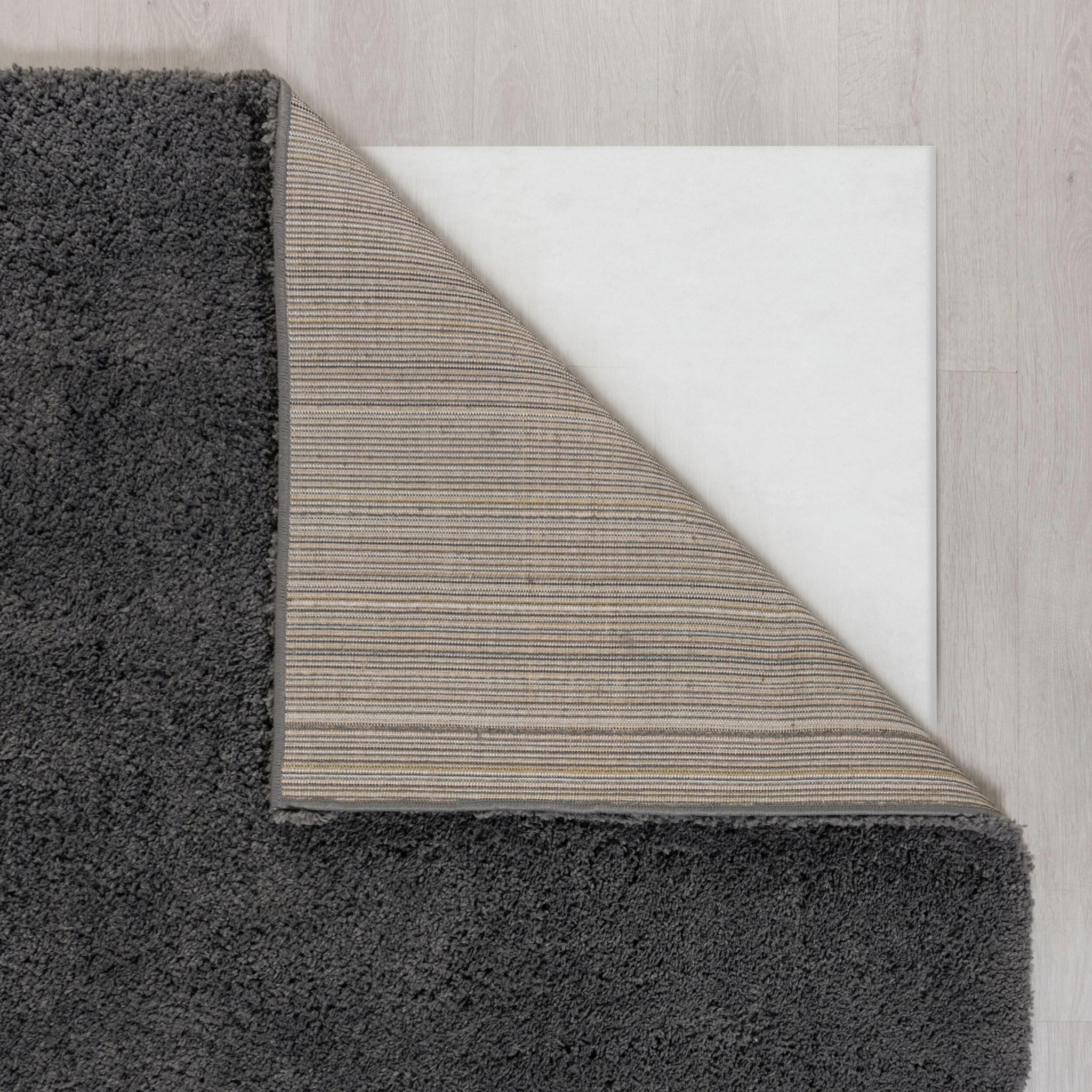 Tapis carré PLUME Gris