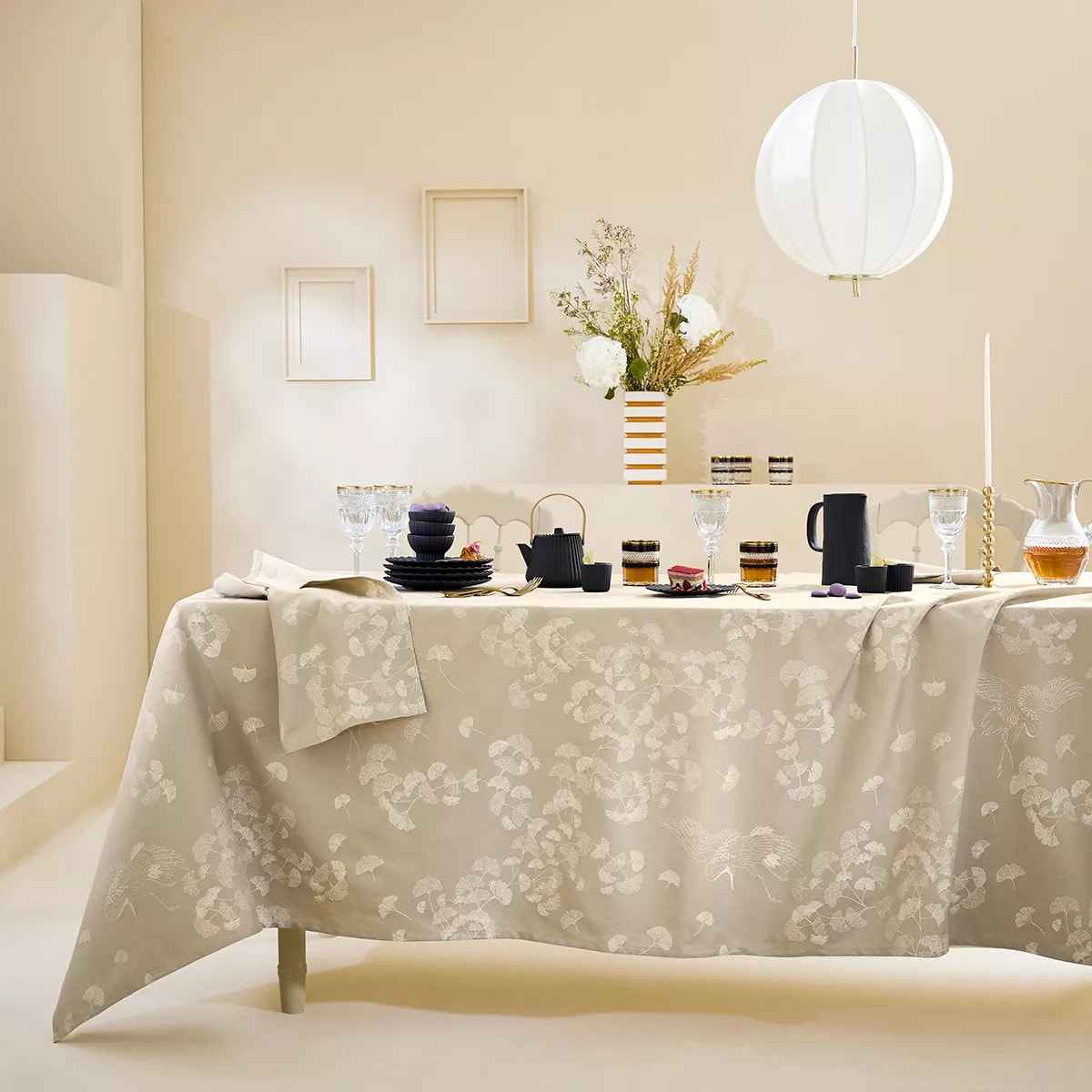 Nappe pur coton motif jacquard beige Mille ginkos naturel
