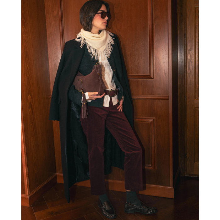 Pantalón terciopelo efecto piel de melocotón burdeos