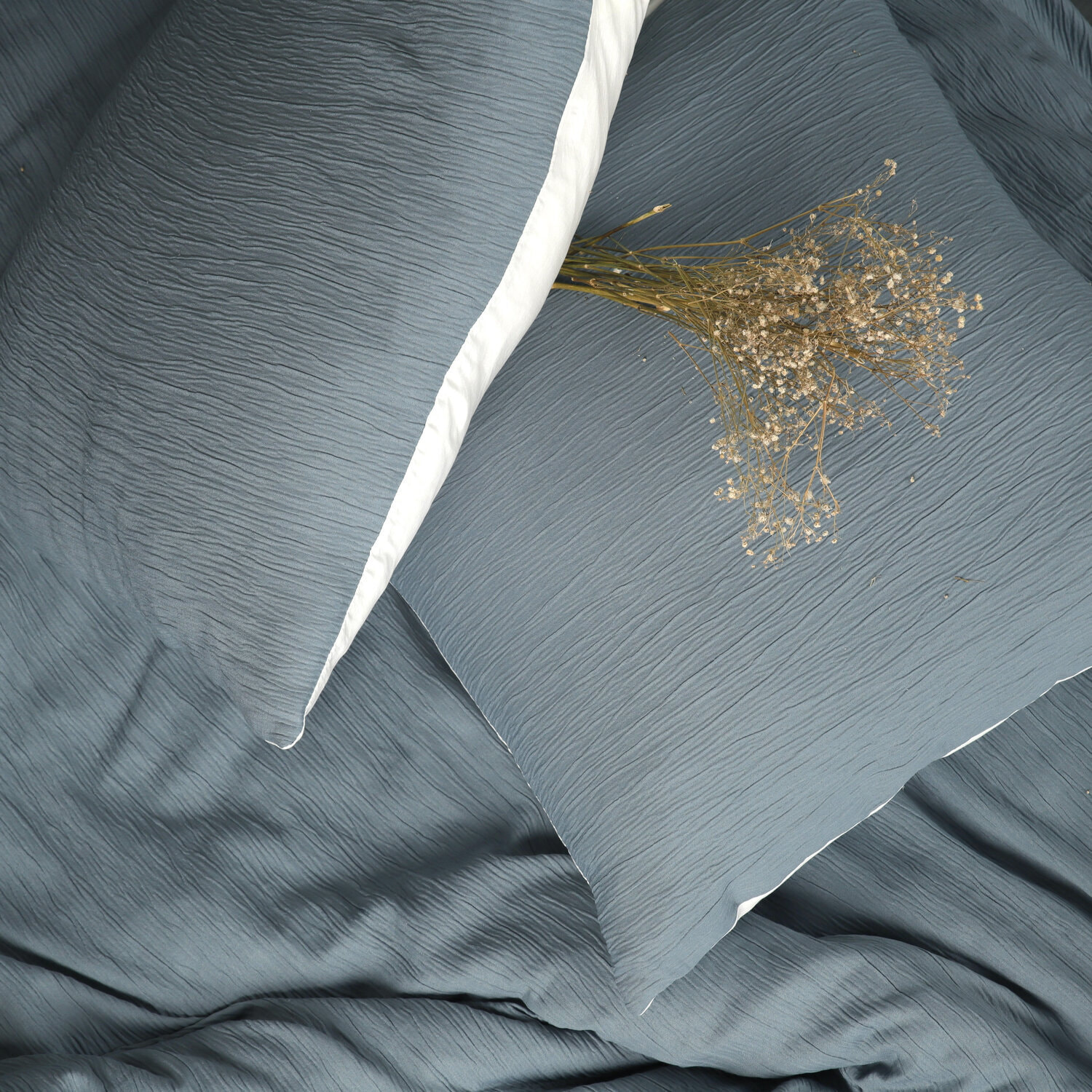 Parure housse de couette unie gaze de microfibre - maya - bleu pétrole et blanc